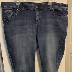 3/$20 Maurices plus sized short bootcut jeans